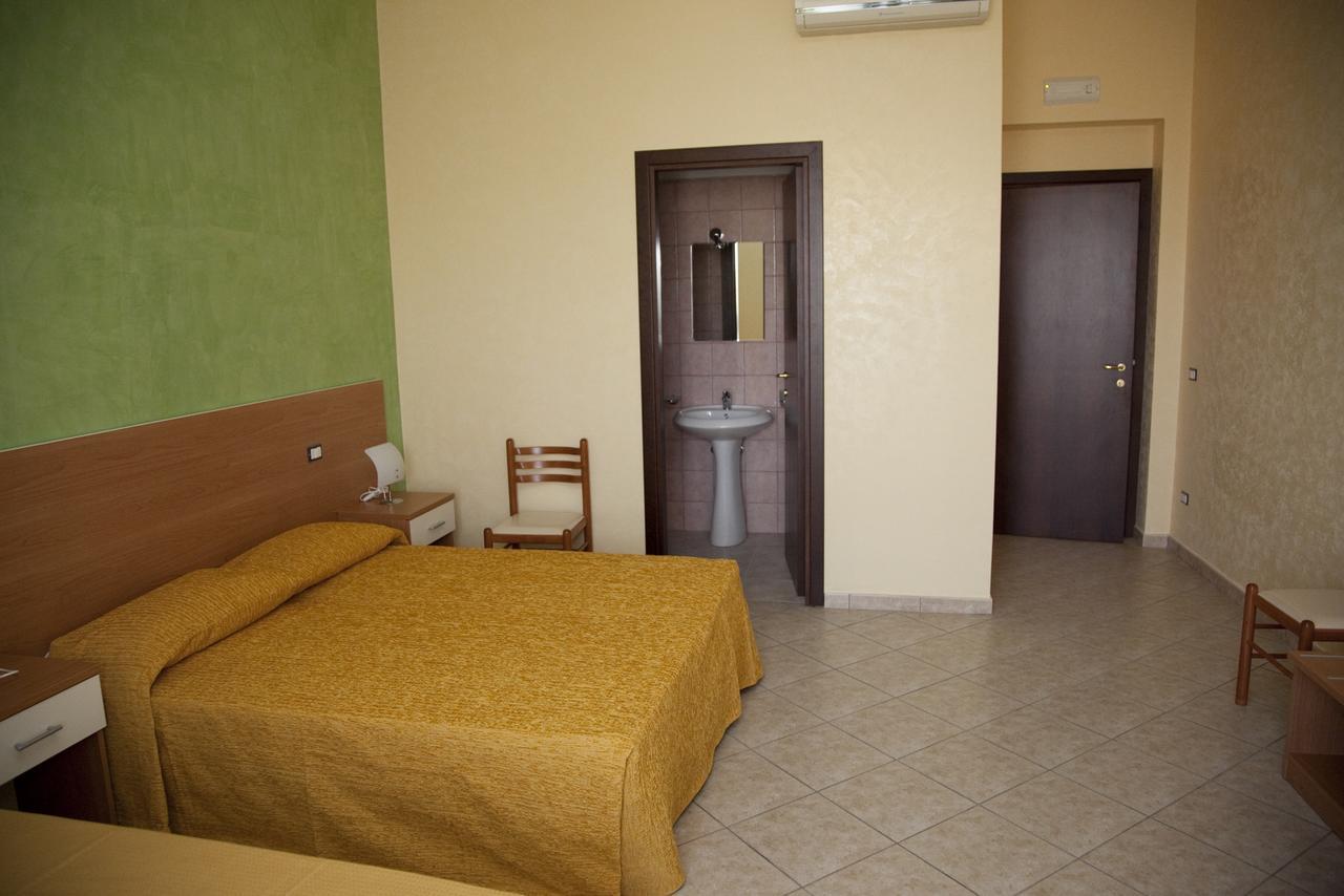 Il Portico Dei Normanni Bed & Breakfast Butera Exterior photo